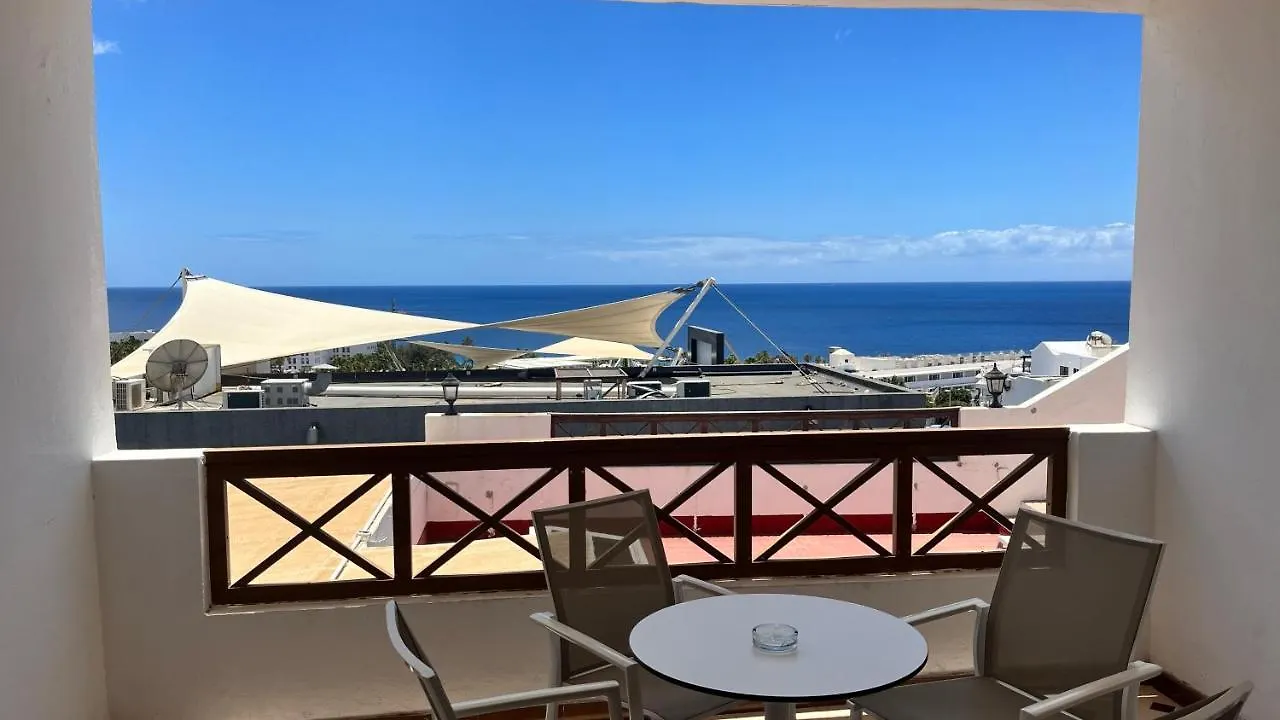 La Cumbre 4A - Sea Views -2 Bed - 2 Bath - Mezzanine Floor - Aircon - Uk Tv Apartment Puerto del Carmen